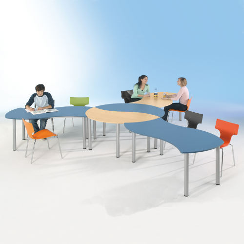 "SoooRounD" Gruppeninsel bestehend aus 5 Tischen B/H/T: 160x72x80 cm (je Tisch)