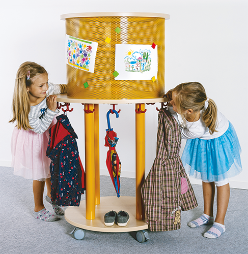 Ovaler Taschenkreisel B/H/T: 90x140x70 cm, mit 13 Dreifachhaken und Lochblech-Zylinder